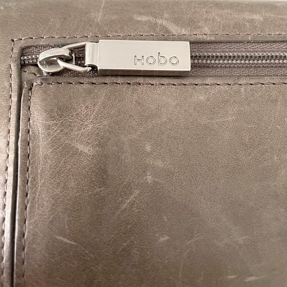 Hobo International Large Wallet | Vintage - Picture 8 of 12